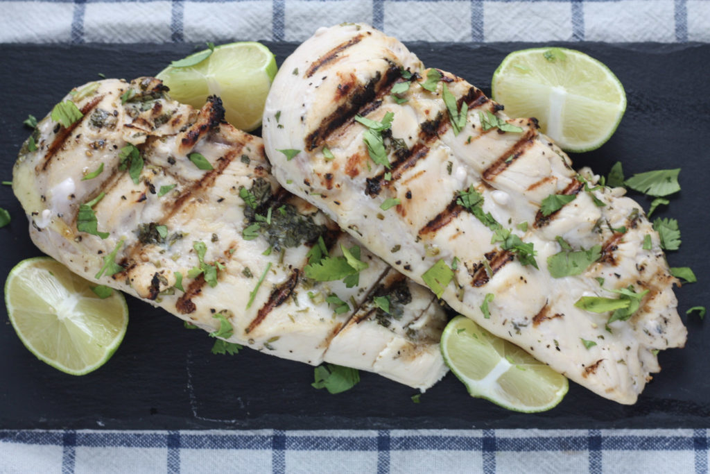Grilled Cilantro Lime Chicken recipe | The perfect easy Summer weeknight recipe! | mincerepublic.com