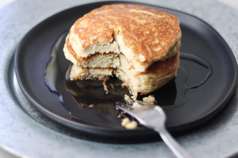 Keto Pancakes Recipe | An excellent #lowcarb #keto pancake alternative! | mincerepublic.com