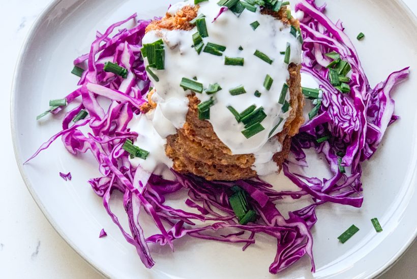 This Crispy Tuna Cakes recipe is quick, healthy and couldn't be any easier to put together! Keto, low carb, gluten free.